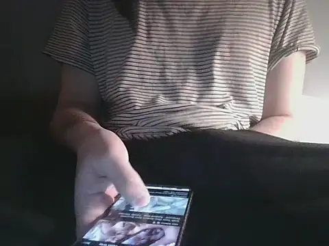 LunarKya online show from 06/12/26, 11:02