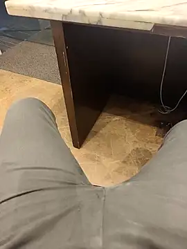 hotboy43339 online show from 09/09/25, 04:38