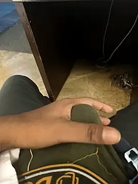 hotboy43339 online show from 10/20/25, 02:46