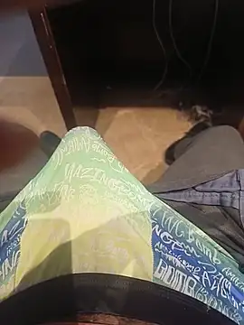 hotboy43339 online show from 07/04/26, 03:13