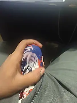 hotboy43339 online show from 07/18/26, 02:53