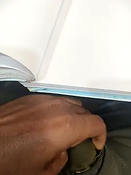 hotboy43339 online show from 12/14/25, 08:53