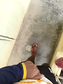 hotboy43339 online show from 11/08/25, 04:38