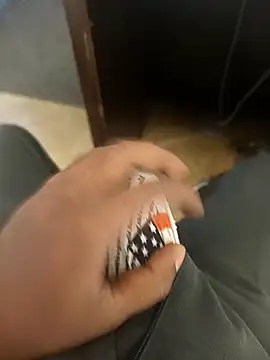 hotboy43339 online show from 10/02/25, 02:15