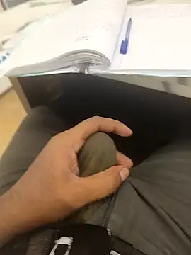 hotboy43339 online show from 10/22/25, 03:28