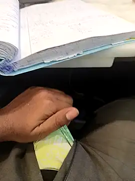 hotboy43339 online show from 03/13/26, 03:33