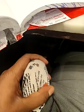 hotboy43339 online show from 10/24/25, 03:27