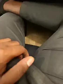 hotboy43339 online show from 10/21/25, 02:44