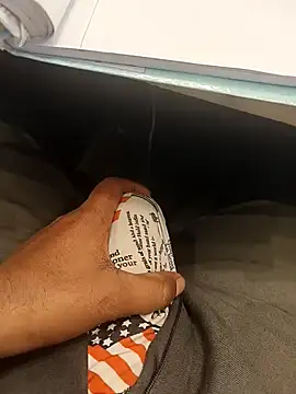 hotboy43339 online show from 02/24/26, 03:40