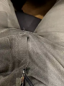 hotboy43339 online show from 11/21/25, 08:57