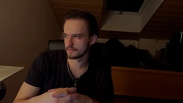 Snapshot of Bez3ybik chatting on 03/03/26, 11:23 Bez3ybik online show from 03/03/26, 11:23