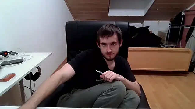 Bez3ybik online show from 11/16/25, 02:16