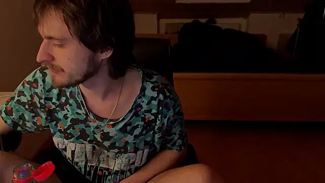 Snapshot of Bez3ybik chatting on 02/24/26, 11:38 Bez3ybik online show from 02/24/26, 11:38