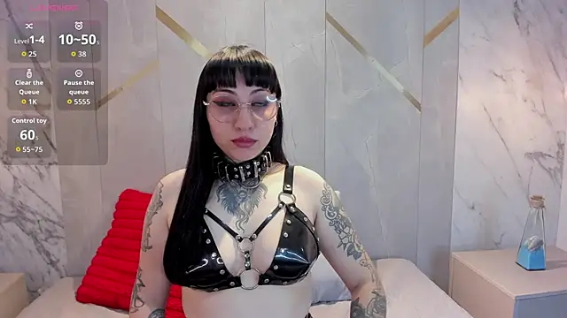 Ravenna666  online show from 11/27/25, 01:11