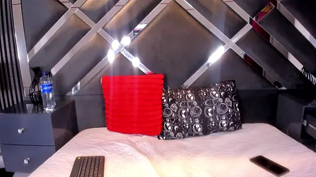 Ravenna666  online show from 09/10/25, 01:21