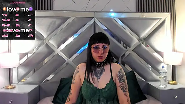 Ravenna666  online show from 02/12/26, 08:19