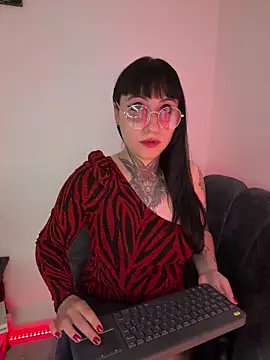 Ravenna666  online show from 04/11/26, 10:02