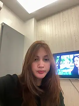 LanySylvia online show from 04/18/26, 04:53