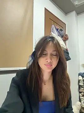 LanySylvia online show from 10/28/25, 03:00