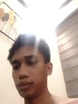 charlie0728 online show from 10/29/25, 01:15