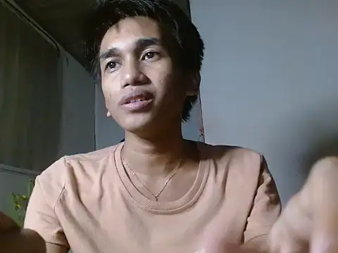 charlie0728 online show from 11/21/25, 11:42