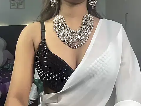 MonVilain01 online show from 12/14/25, 12:50