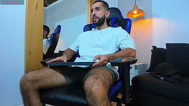 Yiyo10  online show from 03/16/26, 08:55