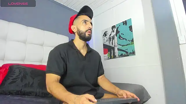 Yiyo10  online show from 02/07/26, 04:31