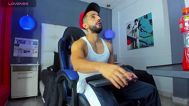 Yiyo10  online show from 03/15/26, 04:19