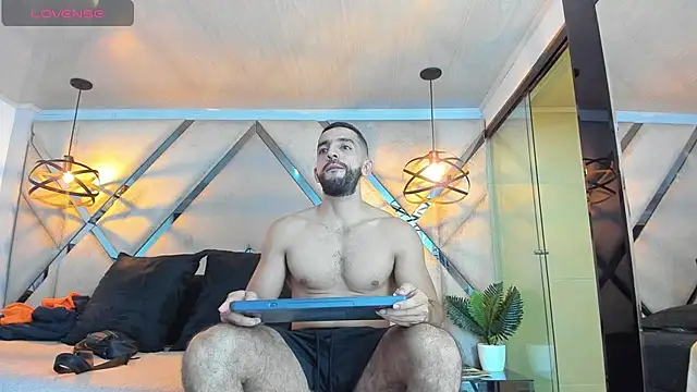 Yiyo10  online show from 04/08/26, 03:52