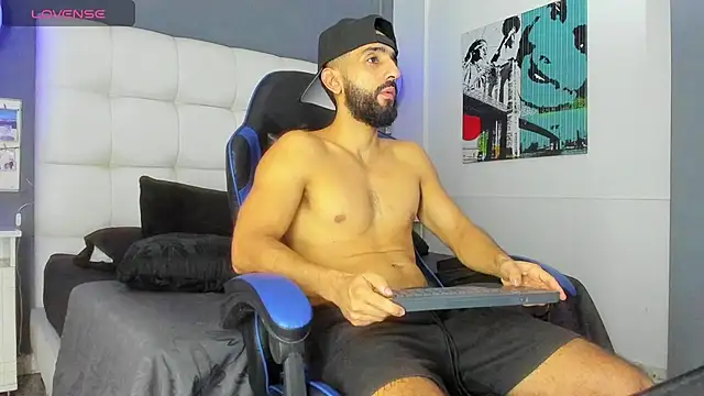 Yiyo10  online show from 02/22/26, 05:21