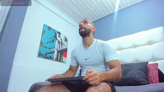 Yiyo10  online show from 03/28/26, 08:32