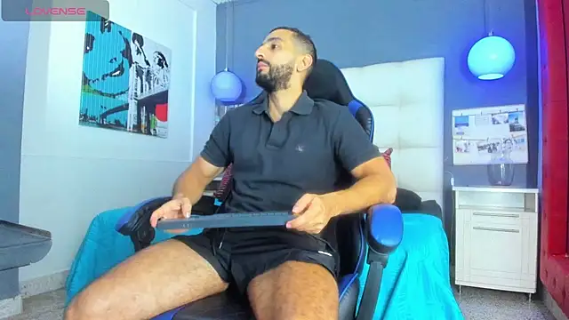 Yiyo10  online show from 03/31/26, 09:06