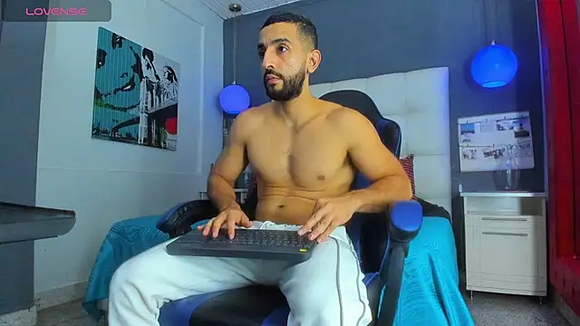 Yiyo10  online show from 03/30/26, 08:54