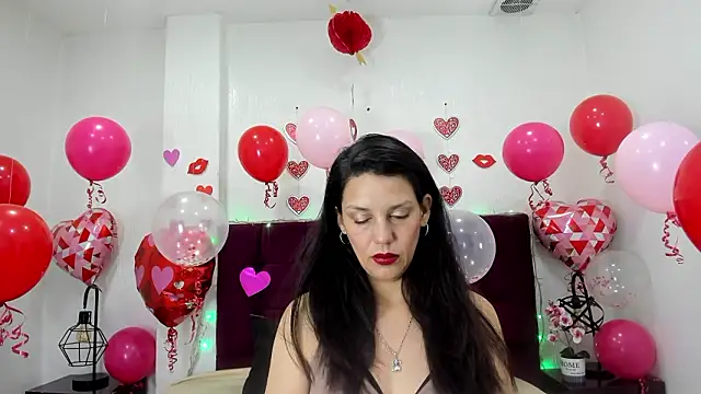 Snapshot of MashaPiink chatting on 02/12/26, 01:00 MashaPiink online show from 02/12/26, 01:00