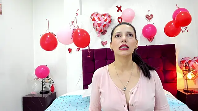 Snapshot of MashaPiink chatting on 02/26/26, 01:00 MashaPiink online show from 02/26/26, 01:00