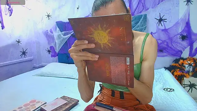 Snapshot of shantala_nastasiia chatting on 10/14/25, 12:28 shantala nastasiia online show from 10/14/25, 12:28