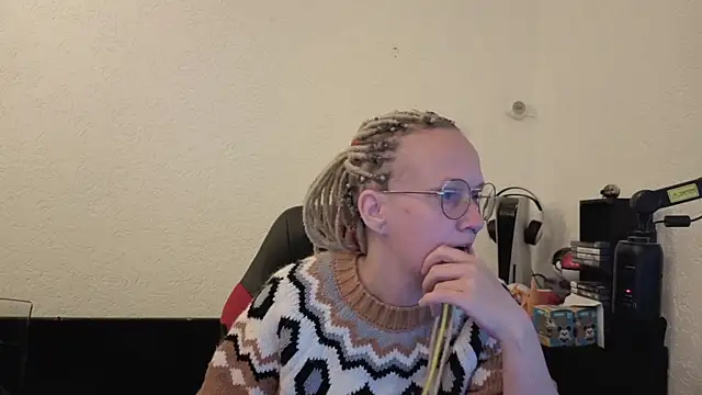 lisa yummi online show from 04/16/26, 03:29