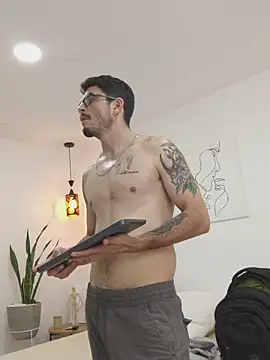 damian bull online show from 11/15/25, 08:24