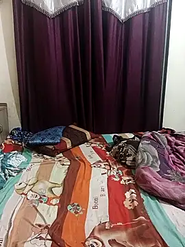 MEERAcle online show from 12/21/25, 05:03