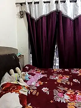 MEERAcle online show from 03/27/26, 01:12