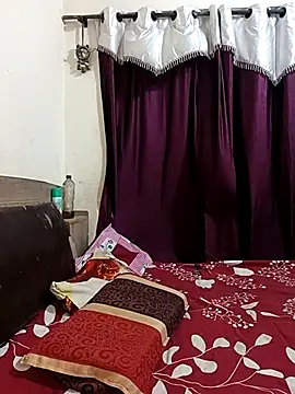 MEERAcle online show from 04/10/26, 03:41