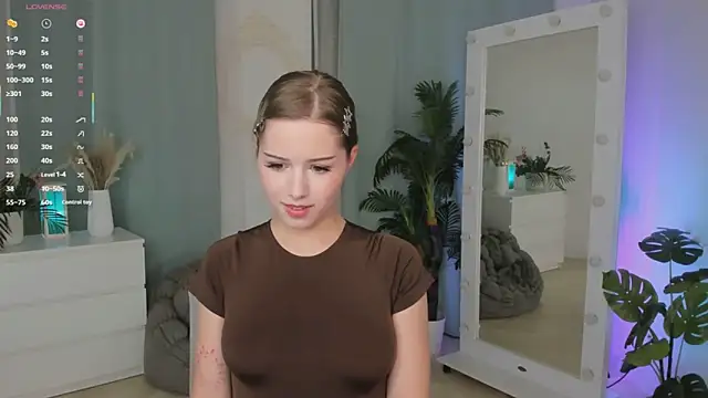 JanetMoor online show from 12/05/25, 09:01