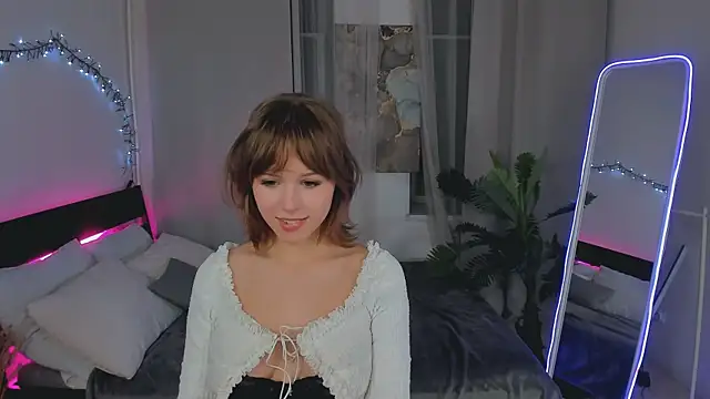 JanetMoor online show from 11/09/25, 05:17