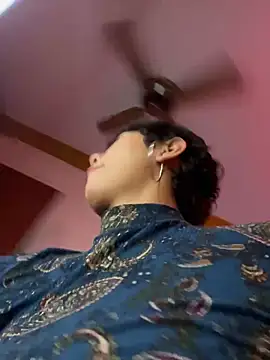 ZahaRose online show from 11/28/25, 03:28