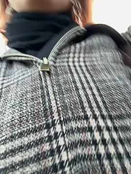 Snapshot of Only_April chatting on 12/02/25, 11:23 Only April online show from 12/02/25, 11:23