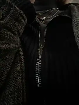 Snapshot of Only_April chatting on 11/06/25, 09:02 Only April online show from 11/06/25, 09:02