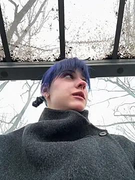 Only April online show from 04/05/26, 04:30