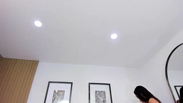 catalina jolie online show from 10/26/25, 03:51