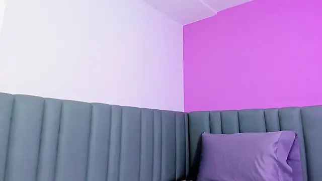 catalina jolie online show from 04/18/26, 12:57